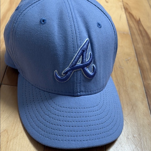New Era lavender Atlanta Braves Hat​ - Picture 5 of 7